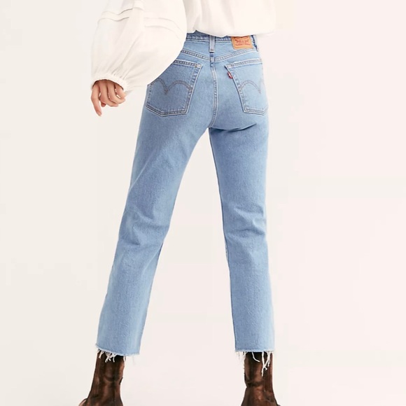 Levi’s Wedgie Jeans - Picture 3 of 3